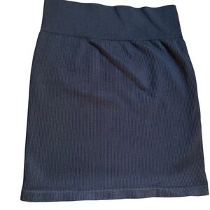 Elegant Black Ribbed Mini Skirt